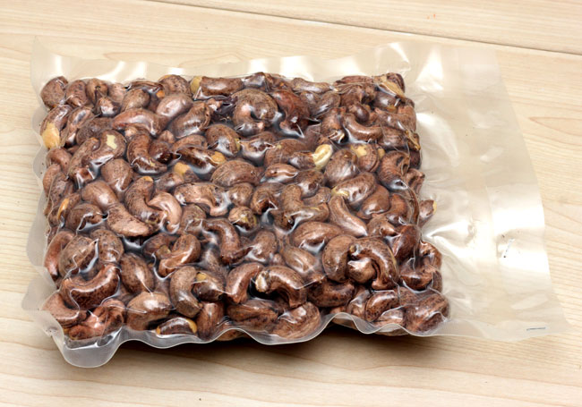 hat-dieu-hut-chan-khong